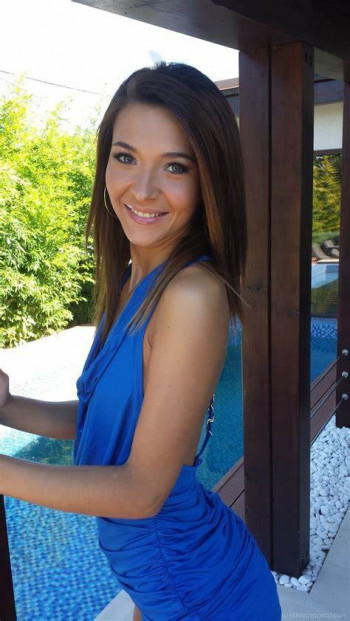 Alexis Brill