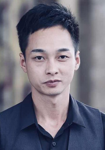 李贞弦