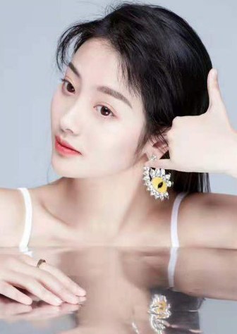 李丽杉