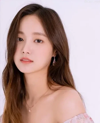 李多斌