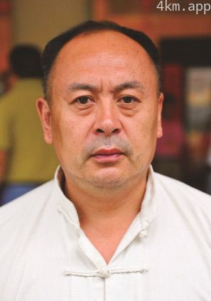 谷伟