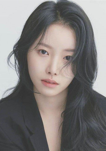 李璐雅