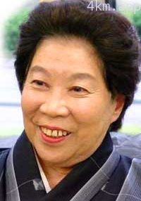 野村昭子