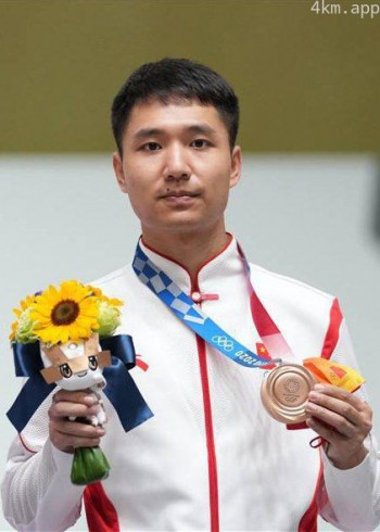杨皓然
