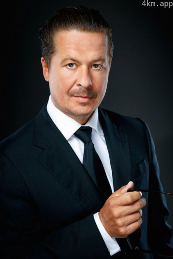 Michael Dangl