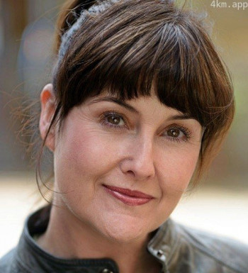 Elizabeth Carling