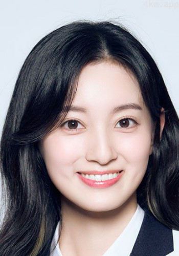 山崎美月