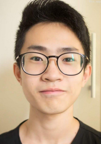 何同学