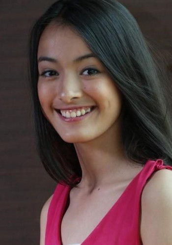 玛娃·伊娃·德荣