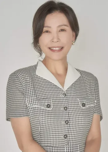 车美京