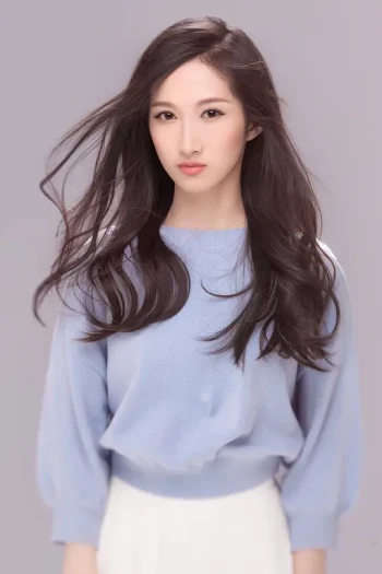 戚彩