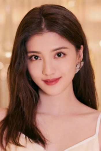 张馨月
