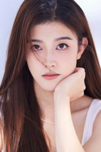 熊婧文