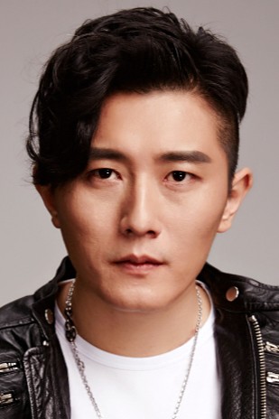 秦伯坤