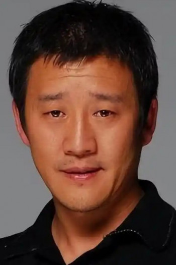 侯岩松