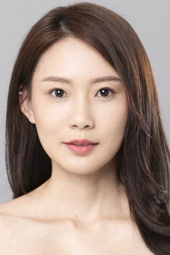 黄伊凡