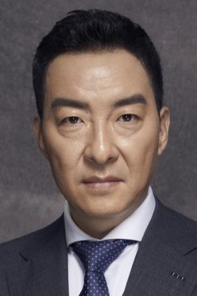 郝平