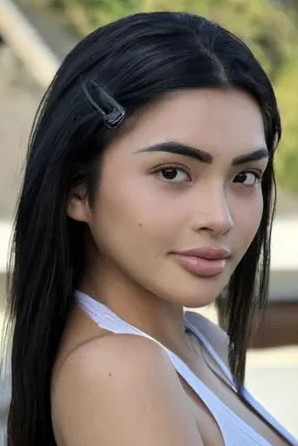 阿斯特丽德·李