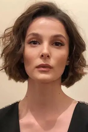 布斯拉·德韦利